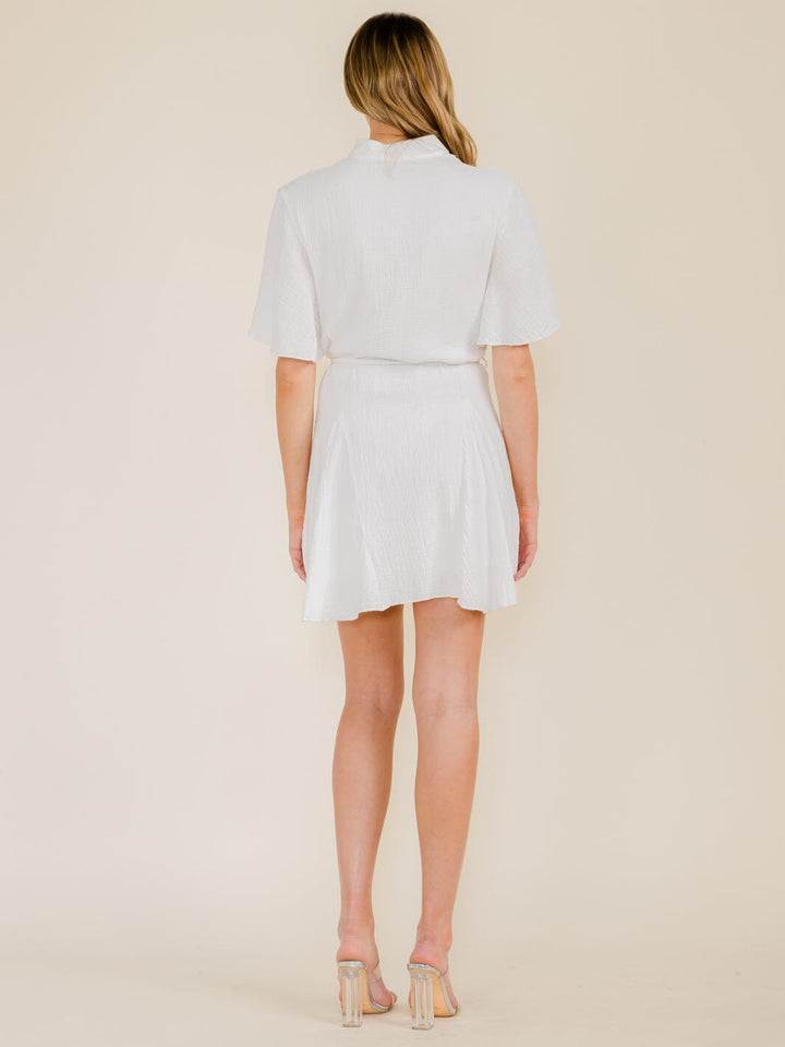 WOMEN'S SHORT SLEEVE SELF TIE BUTTON UP MINI DRESS