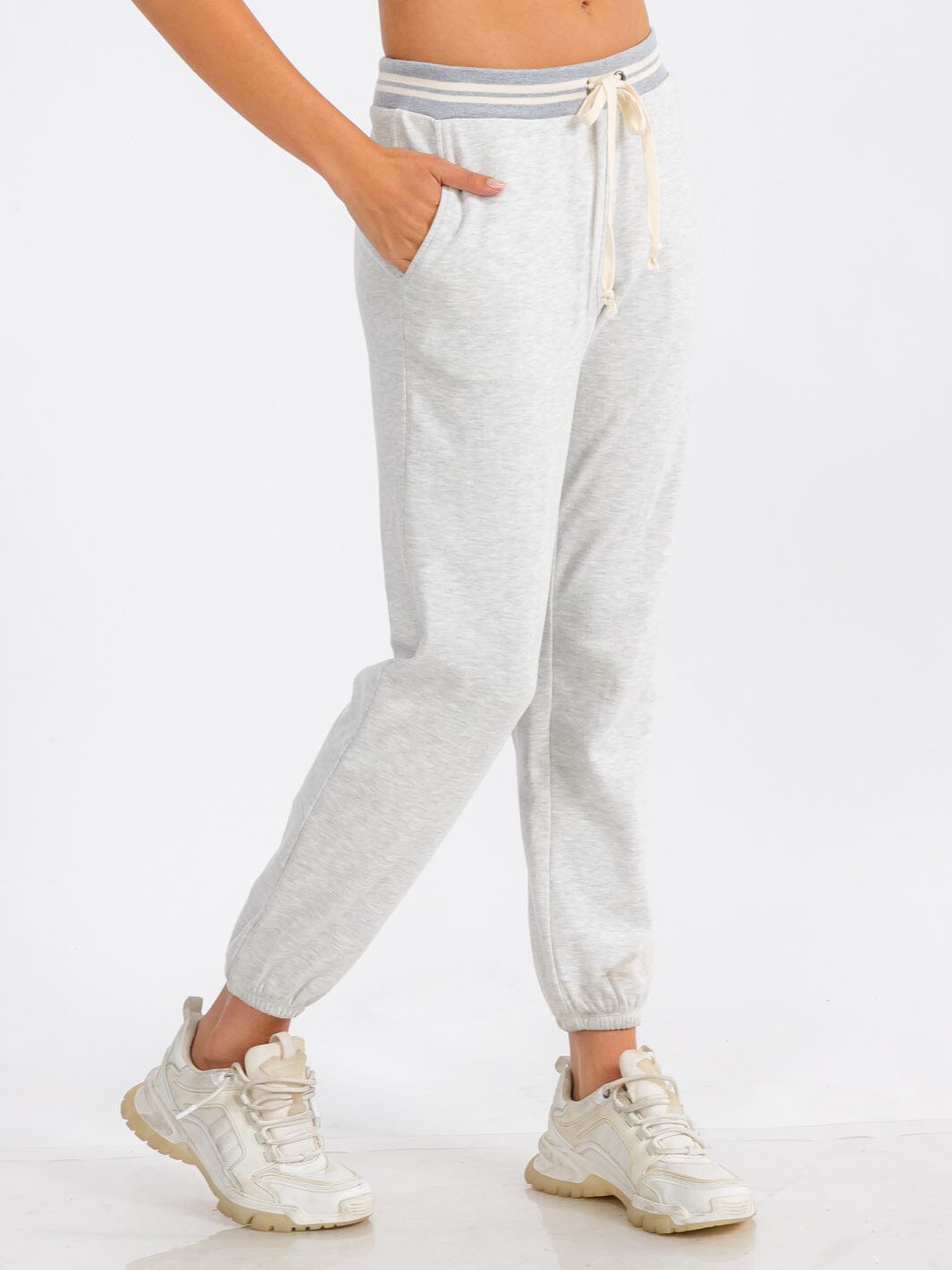 WOMEN'S ELASTIC WAIST FRONT POCKET JOGGER SWEATPANTS (Copy)