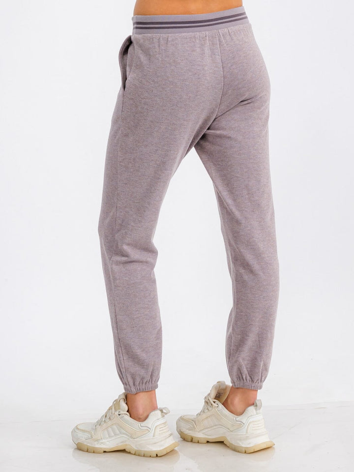 WOMEN'S ELASTIC WAIST FRONT POCKET JOGGER SWEATPANTS (Copy)
