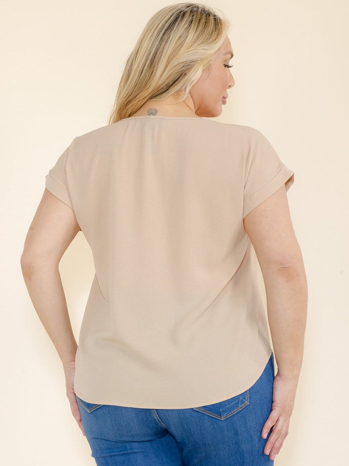 PLUS SIZE SHORT SLEEVE BUTTON DETAILED BLOUSE