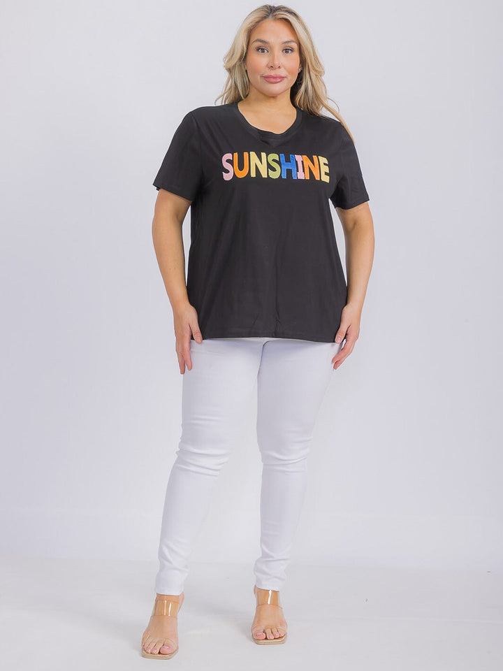PLUS SIZE SHORT SLEEVE GRAPHIC TOP SUNSHINE
