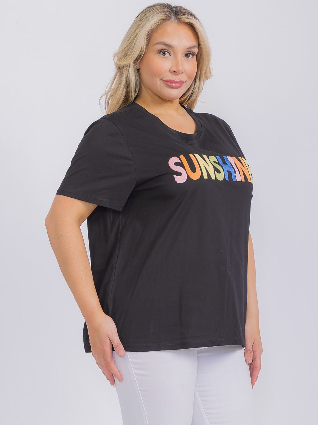 PLUS SIZE SHORT SLEEVE GRAPHIC TOP SUNSHINE