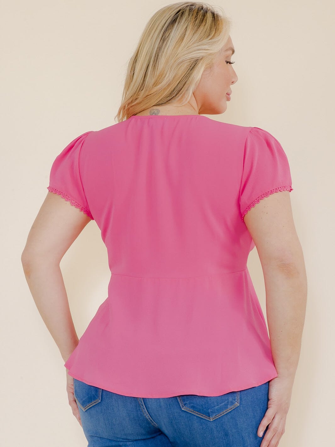 PLUS SIZE SHORT SLEEVE V-NECK BUTTON CLOSURE BLOUSE