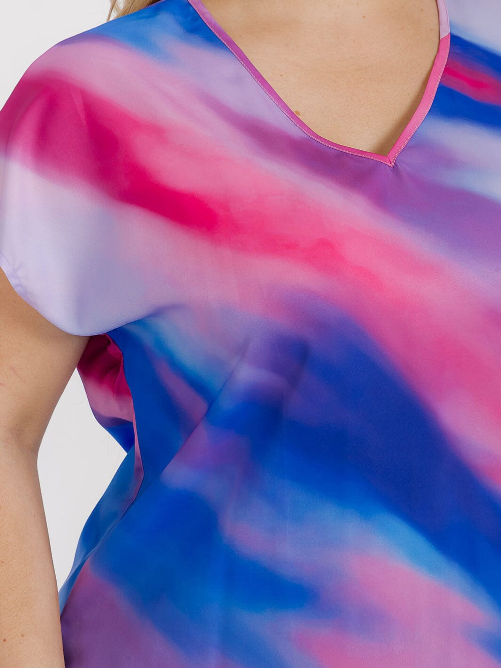 PLUS SIZE SHORT SLEEVES V-NECK TIE DYE PRINT BLOUSE