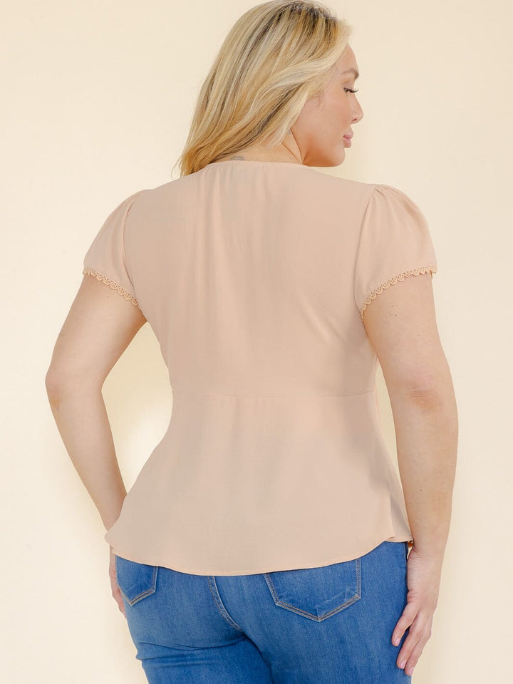 PLUS SIZE SHORT SLEEVE V-NECK BUTTON CLOSURE BLOUSE