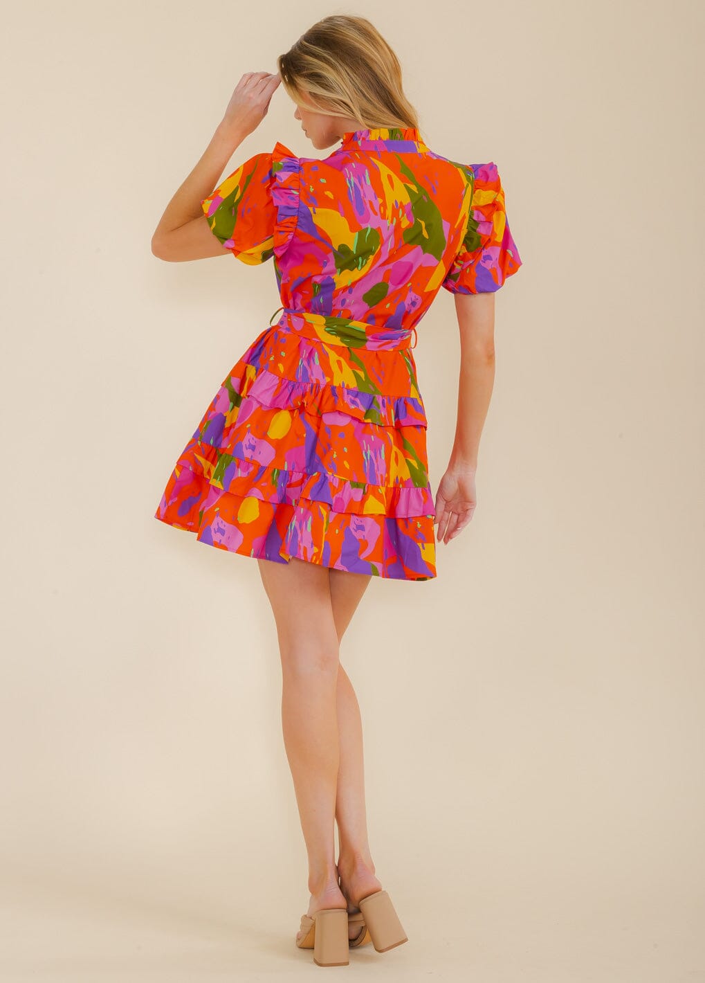 WOMEN'S SHORT SLEEVE V-NECK MULTI PRINT SELF TIE MINI DRESS