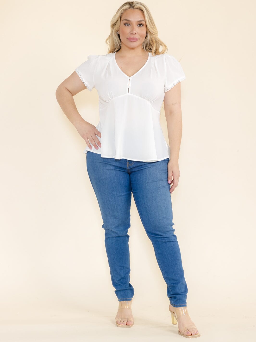 PLUS SIZE SHORT SLEEVE V-NECK BUTTON CLOSURE BLOUSE