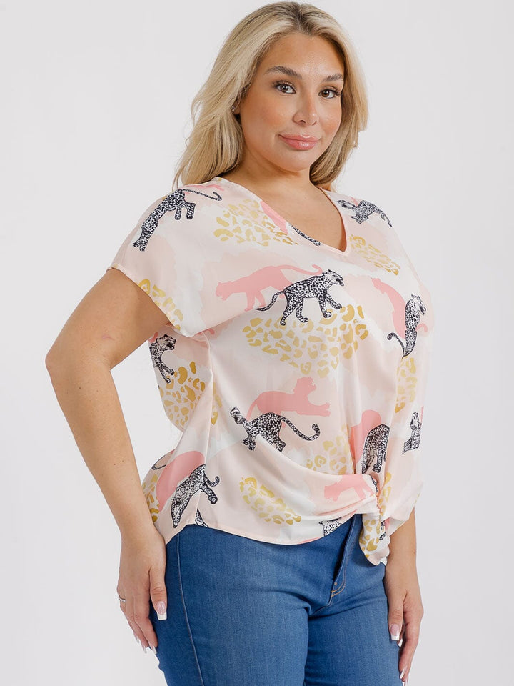 PLUS SIZE SHORT SLEEVES V-NECK FRONT TWIST MULTI PRINT BLOUSE