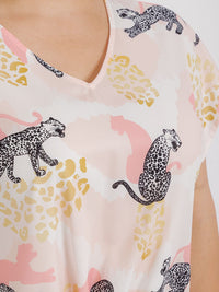PLUS SIZE SHORT SLEEVES V-NECK FRONT TWIST MULTI PRINT BLOUSE