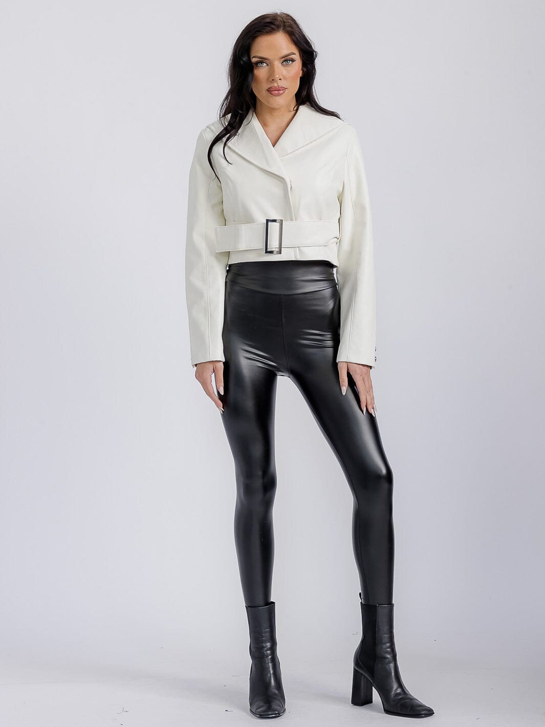 WOMEN'S LONG SLEEVE BUTTON CLOSURE PU PLEATHER BELTED JACKET