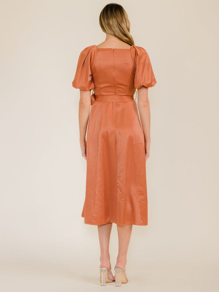 WOMEN'S SHORT PUFF SLEEVE BELTED MIDI DRESS