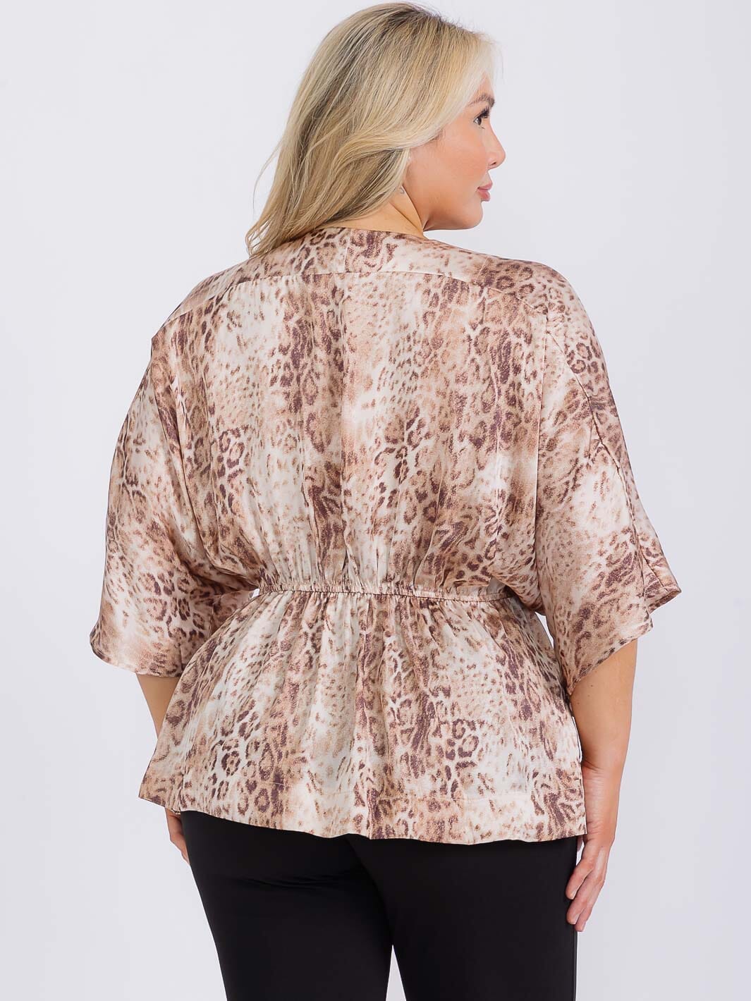 PLUS SIZE SHORT SLEEVE V-NECK ELASTIC WAIST ANIMAL PRINT BLOUSE