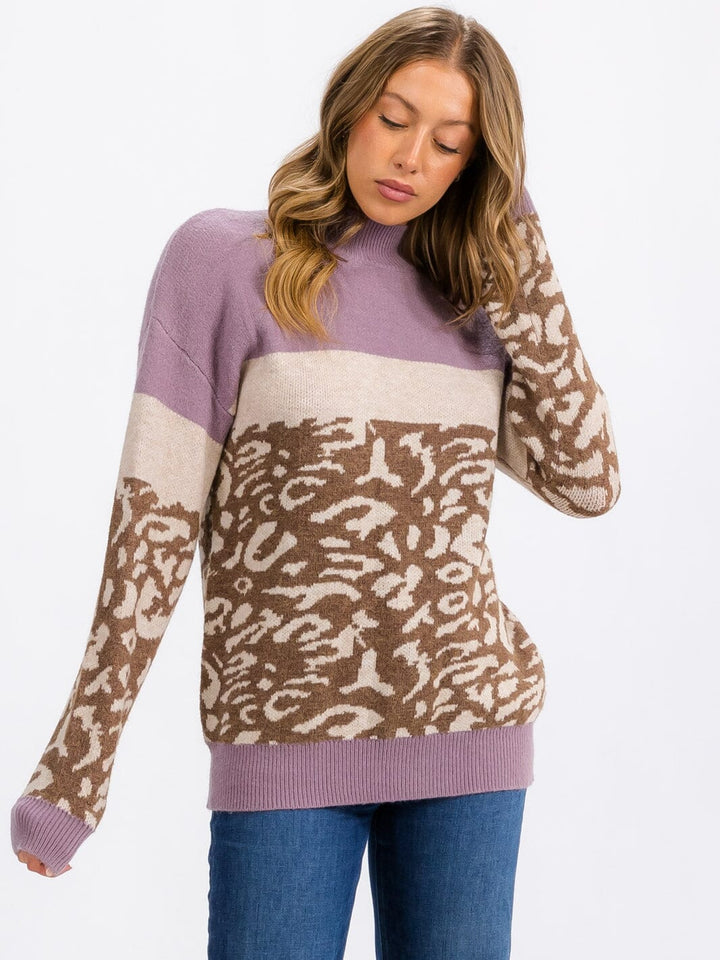 WOMEN'S LONG SLEEVE COLORBLOCK ANIMAL PRINT DETAILED PULLOVER SWEATER