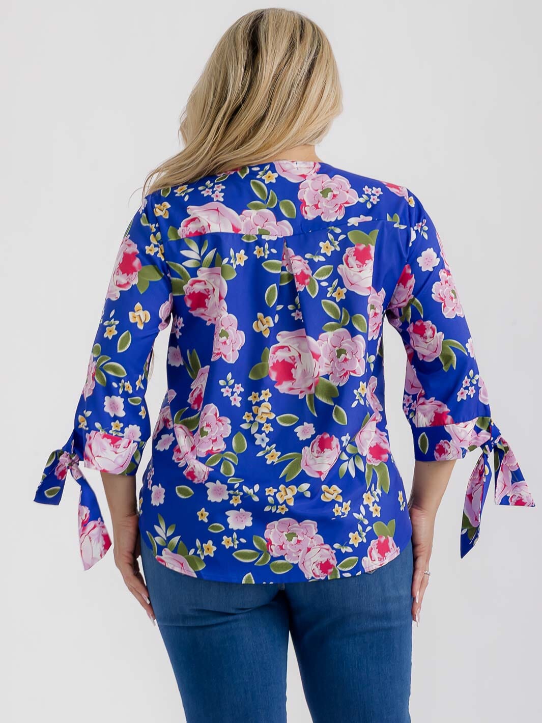 PLUS SIZE 3/4 SLEEVES V-NECK FLORAL PRINT BLOUSE