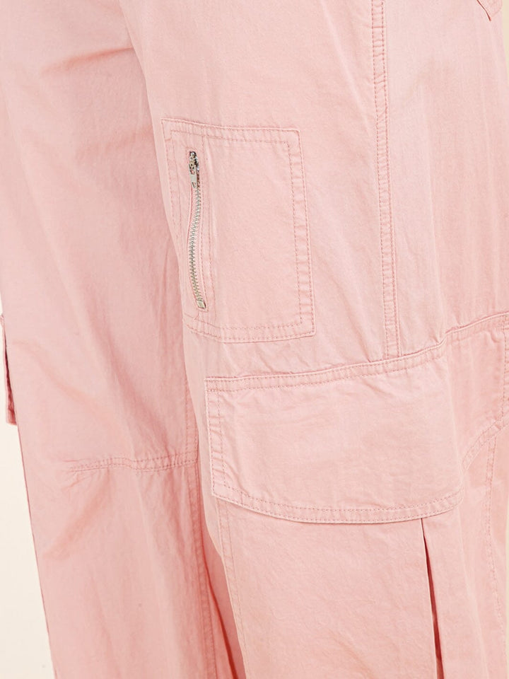 WOMEN'S BUTTON CLOSURE CARGO POCKETS WIDE LEG PANTS