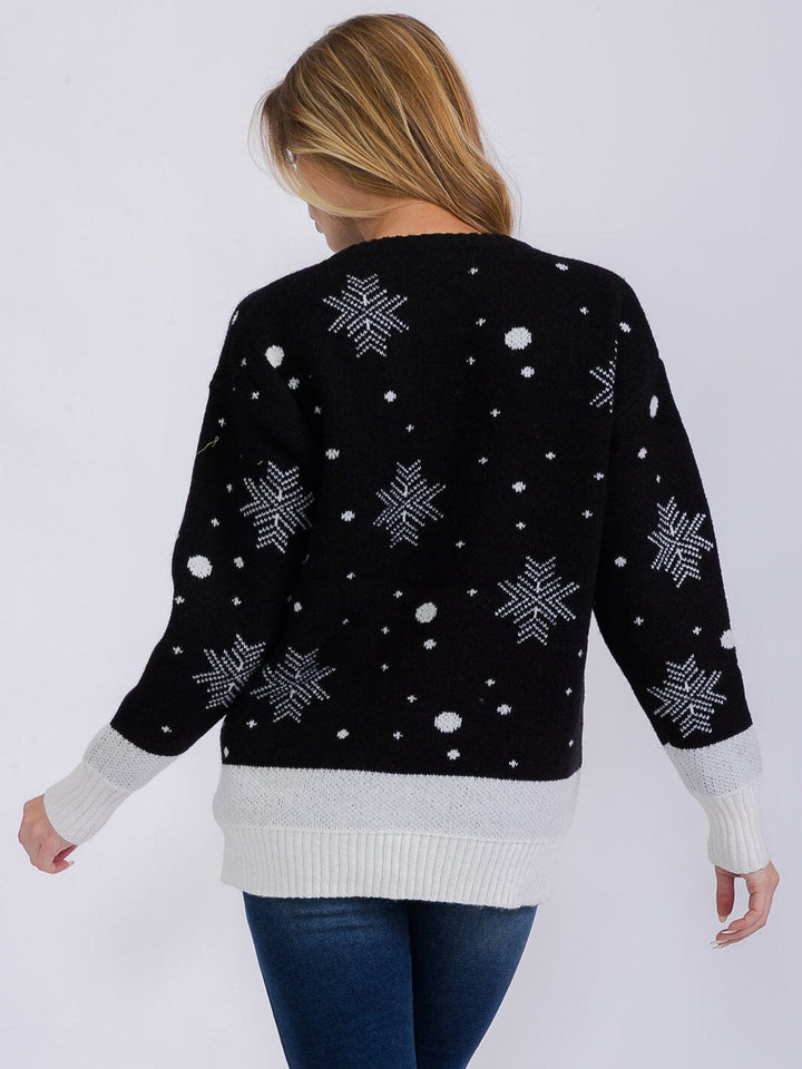 WOMEN'S LONG SLEEVE COLORBLOCK GRAPHIC PULLOVER SWEATER