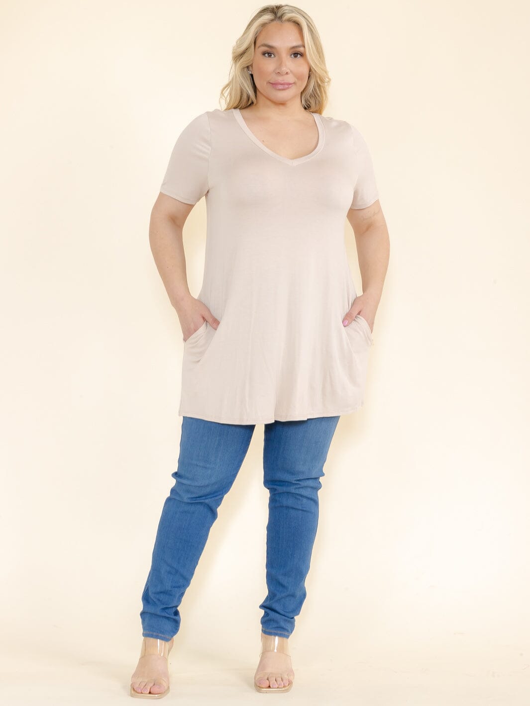 PLUS SIZE SHORT SLEEVE FRONT POCKETS BASIC TOP