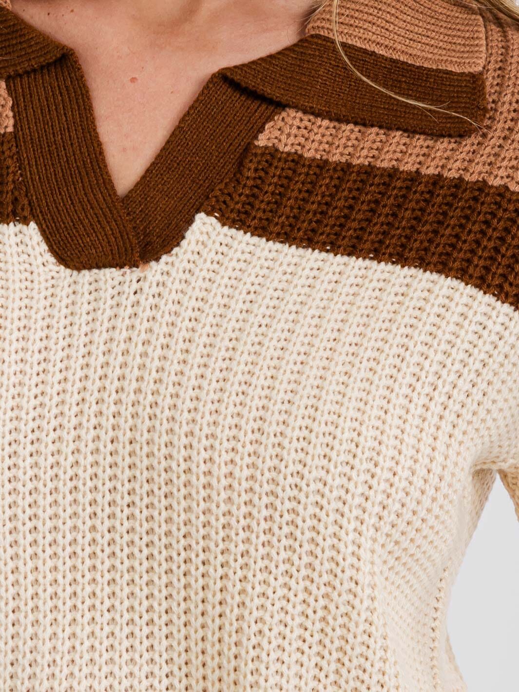 WOMEN'S LONG SLEEVE V-NECK KNIT COLORBLOCK PULLOVER SWEATER