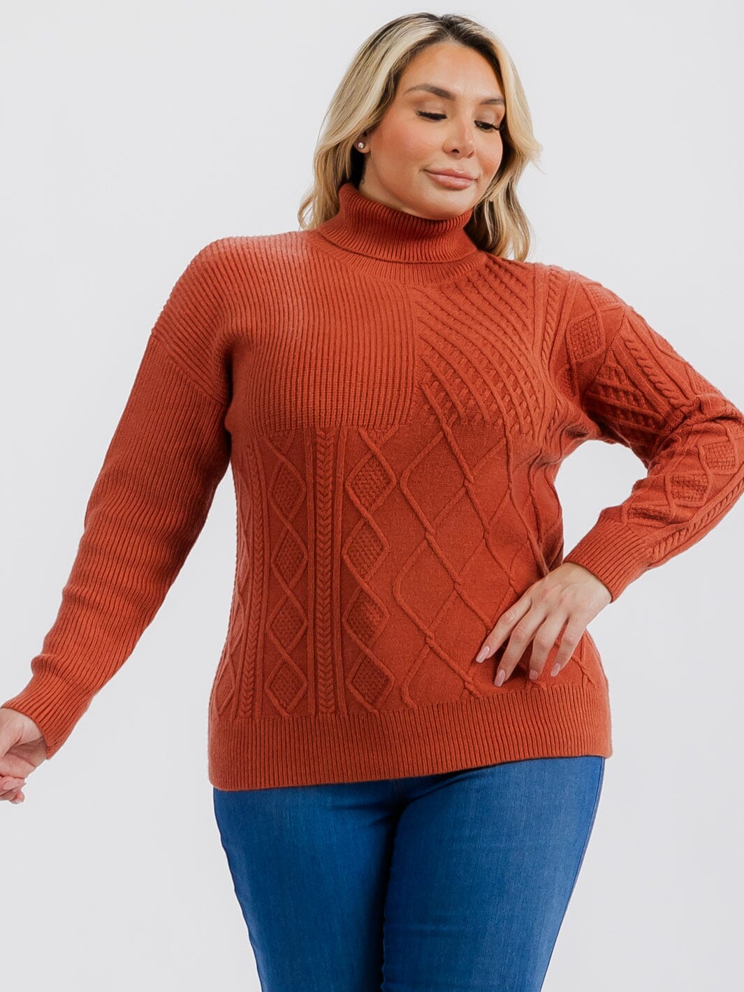 PLUS SIZE LONG SLEEVE TURTLE NECK DETAILED PULLOVER SWEATER