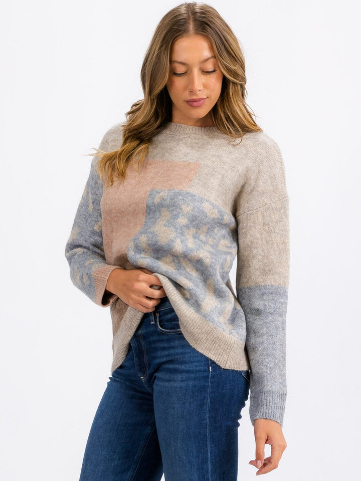 WOMEN'S LONG SLEEVE COLORBLOCK ANIMAL PRINT PULLOVER SWEATER