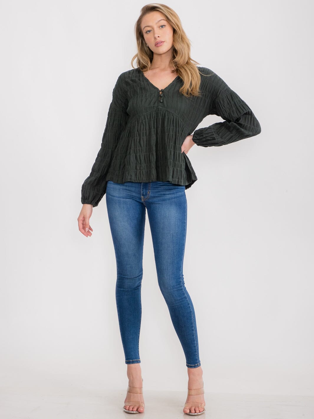 WOMEN'S LONG SLEEVE BUTTON UP V-NECK BLOUSE