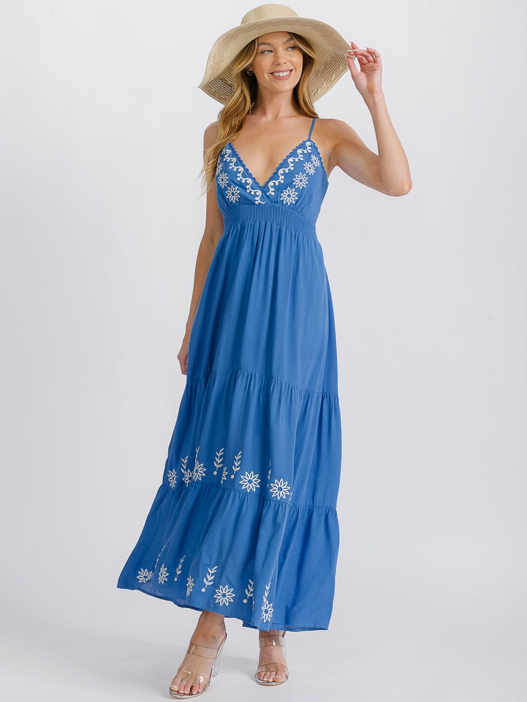 WOMEN'S SLEEVELESS V-NECK ELASTIC WAIST TIERED OPEN BACK EMBROIDERY MAXI DRESS