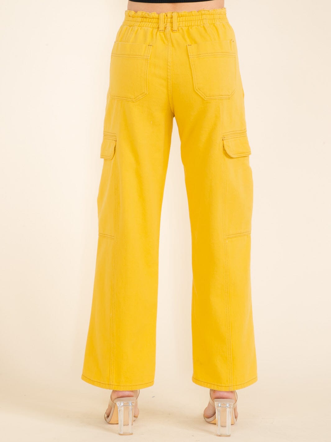 WOMEN'S BUTTON CLOSURE CARGO POCKETS WIDE LEG DENIM PANTS