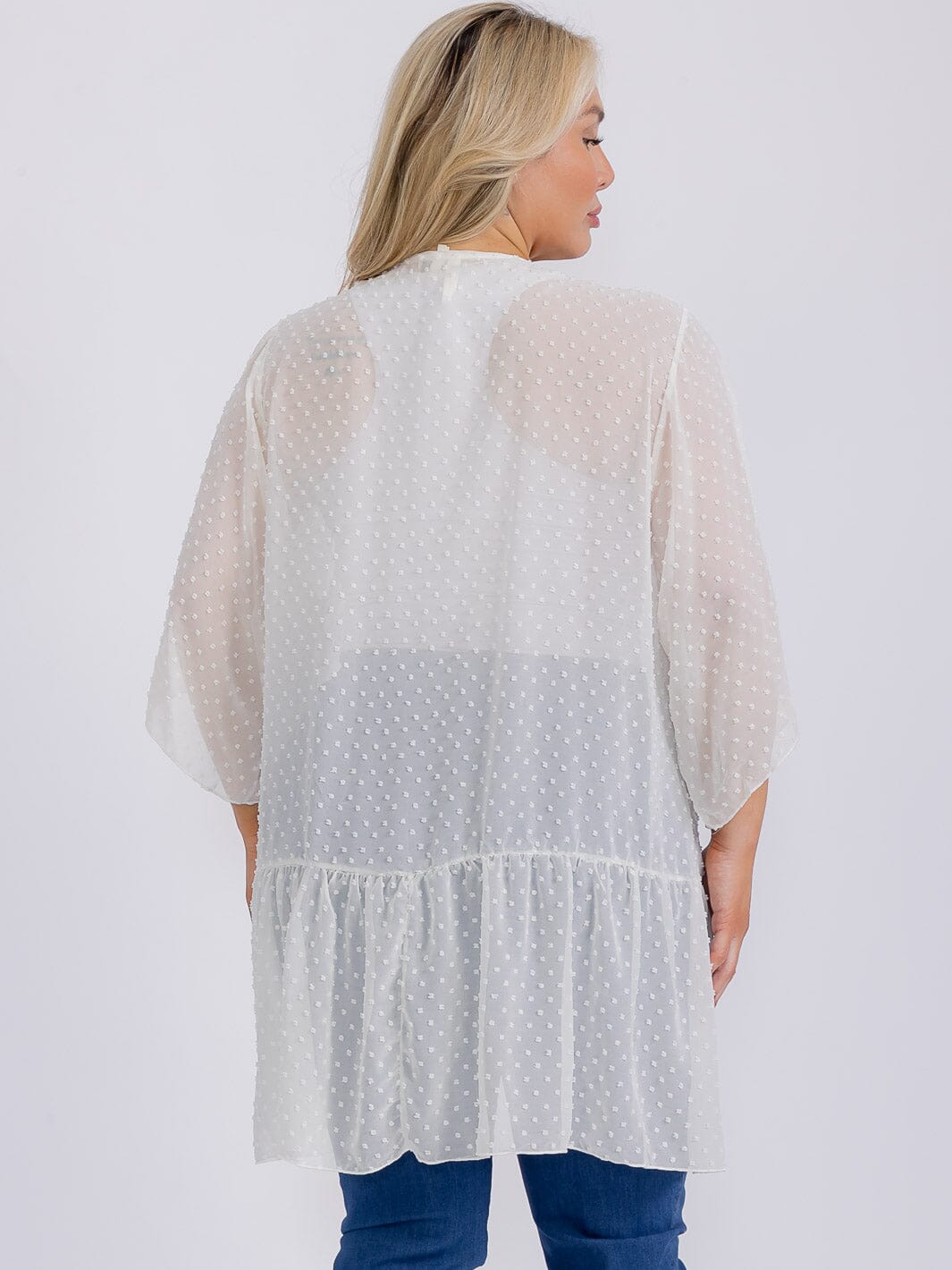 PLUS SIZE SHORT SLEEVE OPEN FRONT SWISS DETAILED CARDIGAN