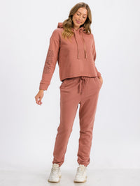 WOMEN'S LONG SLEEVE RAW EDGE HOODED PULLOVER SWEATER