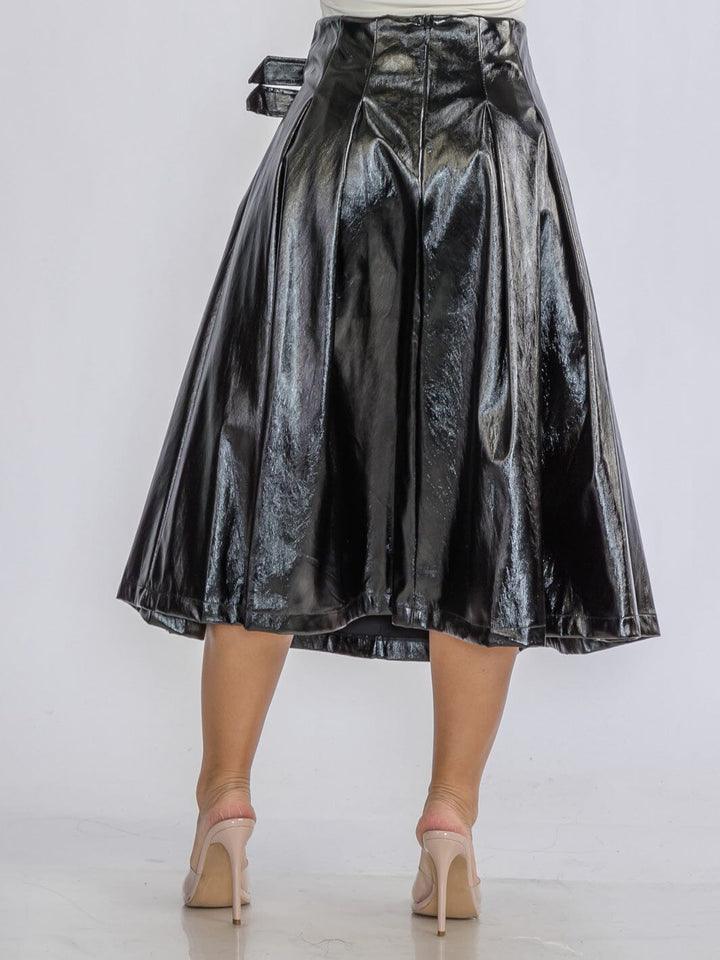 WOMEN'S ZIP UP FRONT BELT DETAILED PU PLEATHER MIDI SKIRT