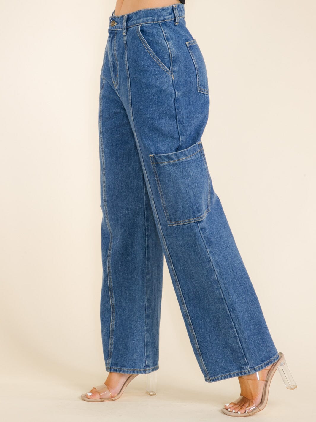 WOMEN'S BUTTON CLOSURE CARGO POCKETS WIDE LEG DENIM PANTS