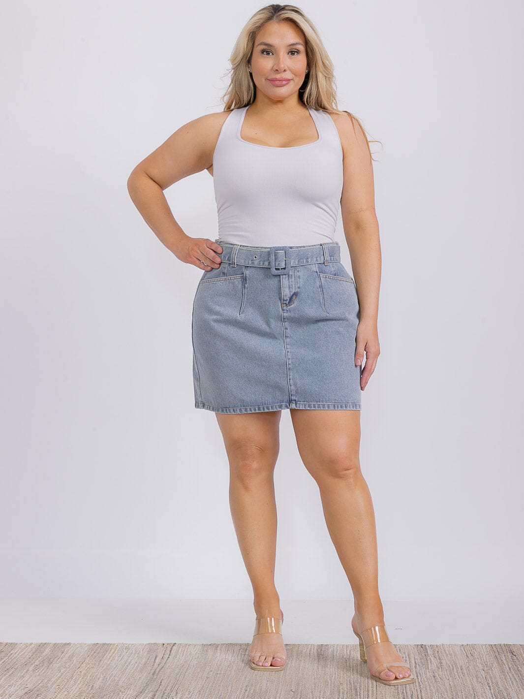 PLUS SIZE ELASTIC WAIST BELTED DENIM MININ SKIRT