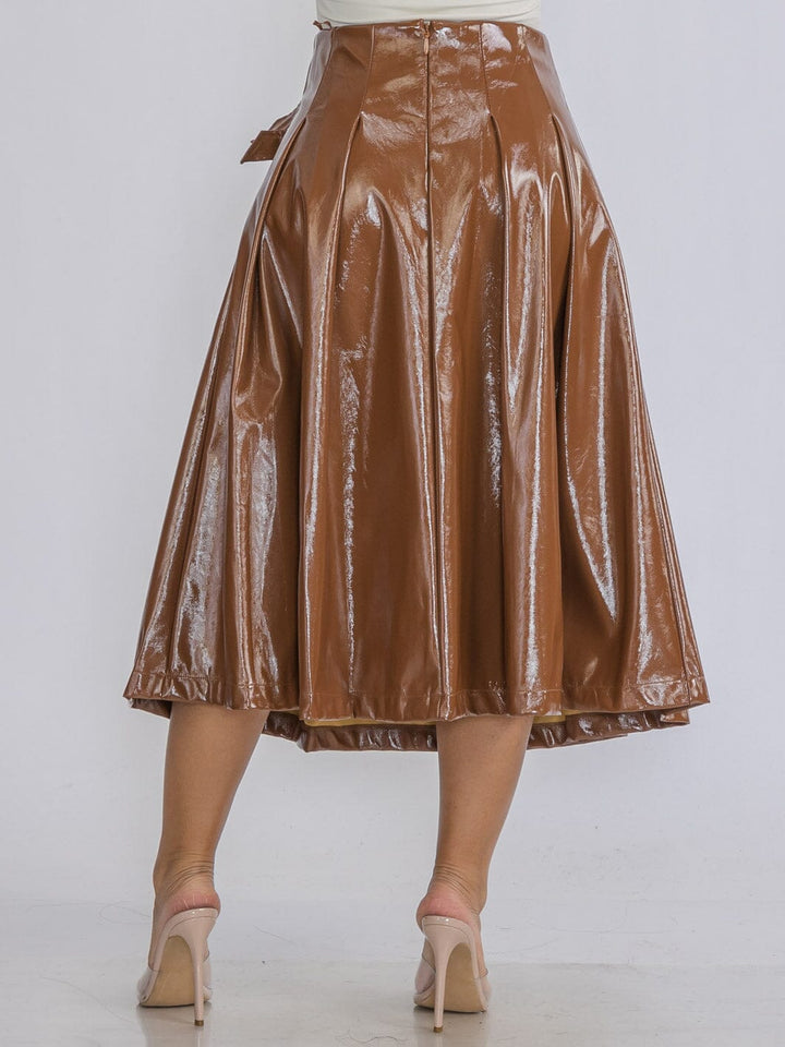 WOMEN'S ZIP UP FRONT BELT DETAILED PU PLEATHER MIDI SKIRT
