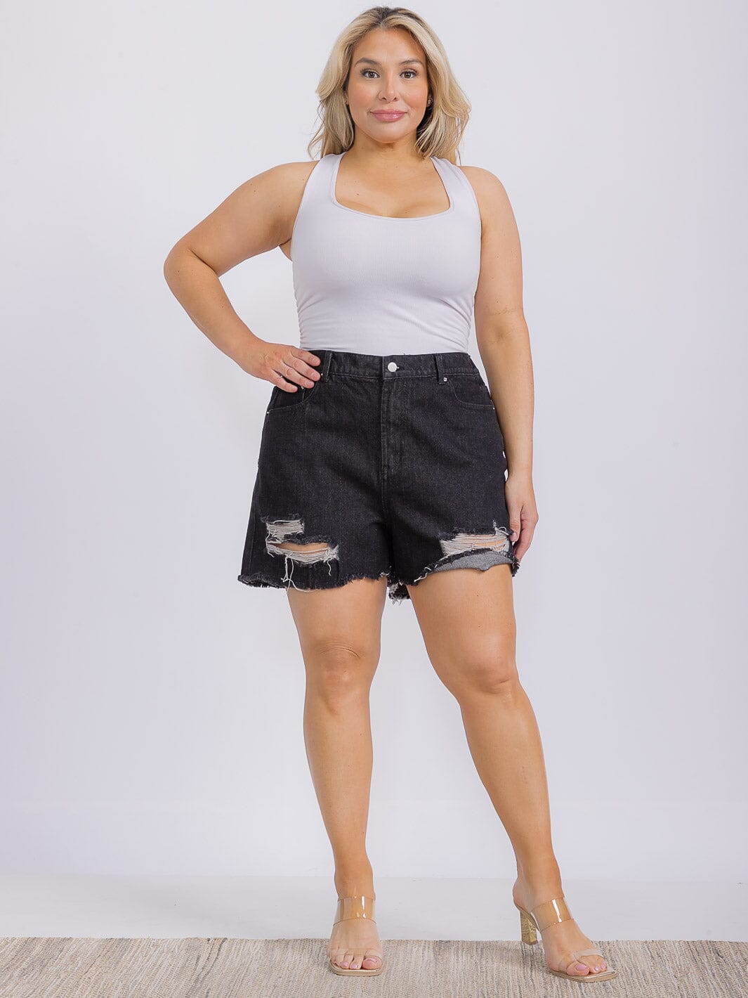 PLUS SIZE ELASTIC WAIST DISTRESSED DENIM SHORT