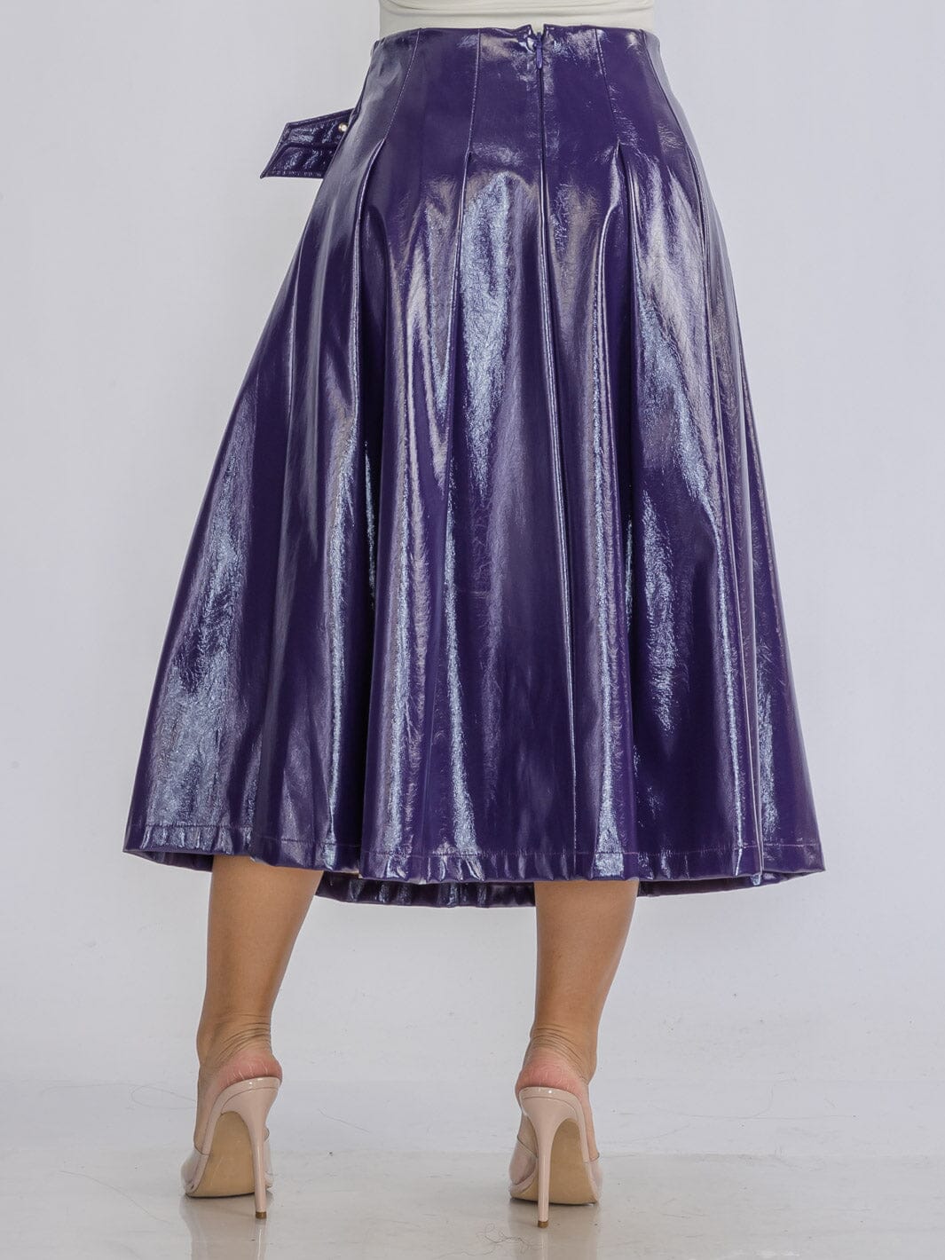 WOMEN'S ZIP UP FRONT BELT DETAILED PU PLEATHER MIDI SKIRT