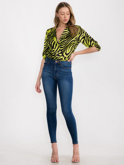 WOMEN'S 3/4 SLEEVE SURPLICE MULTI PRINT BODYSUIT