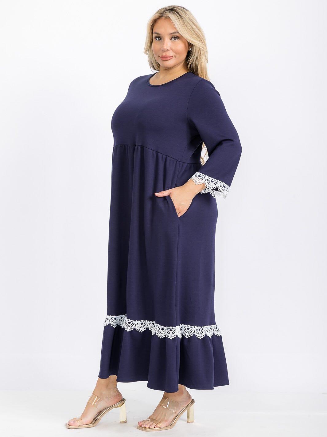 PLUS SIZE 3/4 SLEEVE FRONT POCKETS CROCHET TRIM MAXI DRESS