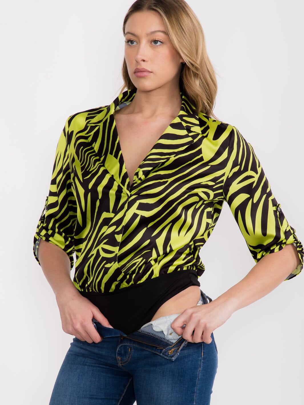 WOMEN'S 3/4 SLEEVE SURPLICE MULTI PRINT BODYSUIT