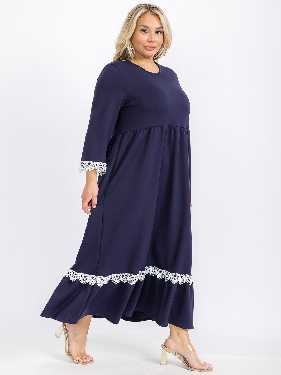 PLUS SIZE 3/4 SLEEVE FRONT POCKETS CROCHET TRIM MAXI DRESS