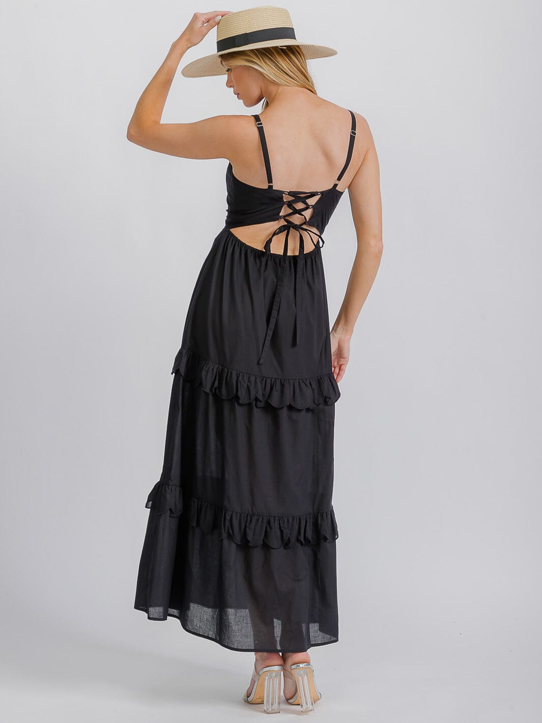 WOMEN'S SLEEVELESS BUTTON DETAILED TIERED RUFFLE OPEN BACK MAXI DRESS