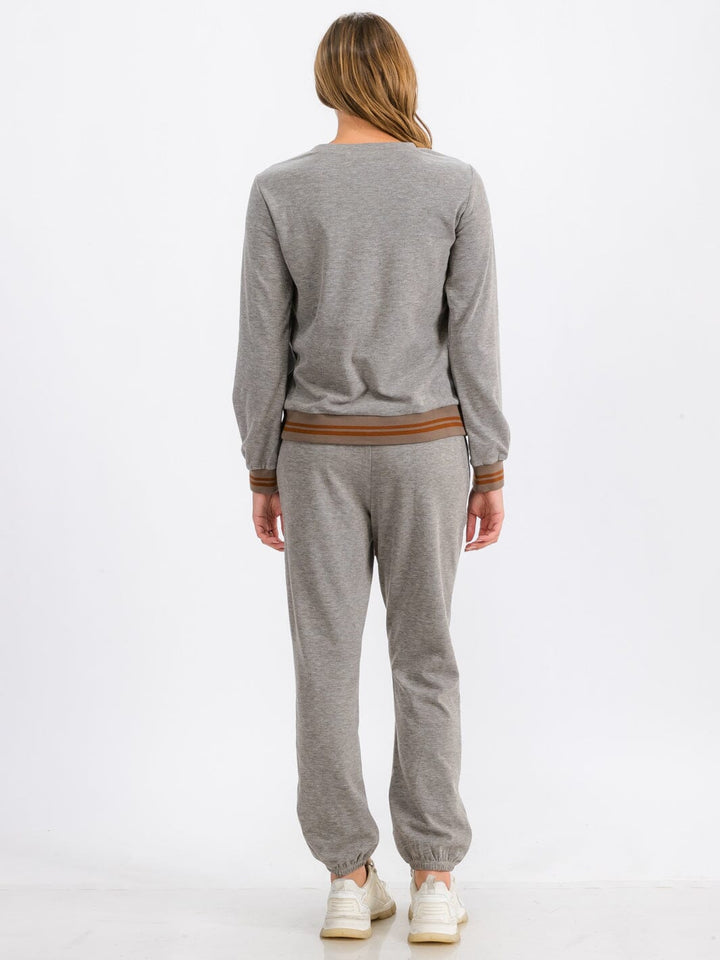 WOMEN'S LONG SLEEVE TRIM DETAILED PULLOVER SWEATER