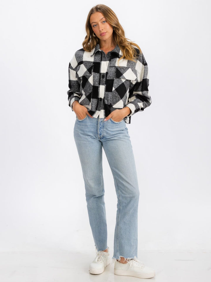 WOMEN'S LONG SLEEVE BUTTON CLOSURE FRONT POCKETS PLAID CROP JACKET