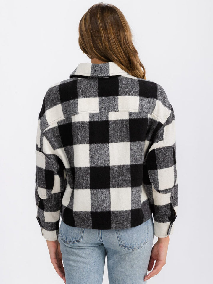 WOMEN'S LONG SLEEVE BUTTON CLOSURE FRONT POCKETS PLAID CROP JACKET