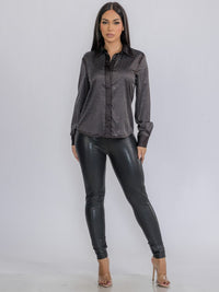 WOMEN'S LONG SLEEVE BUTTON UP STUDS DETAILES BLOUSE