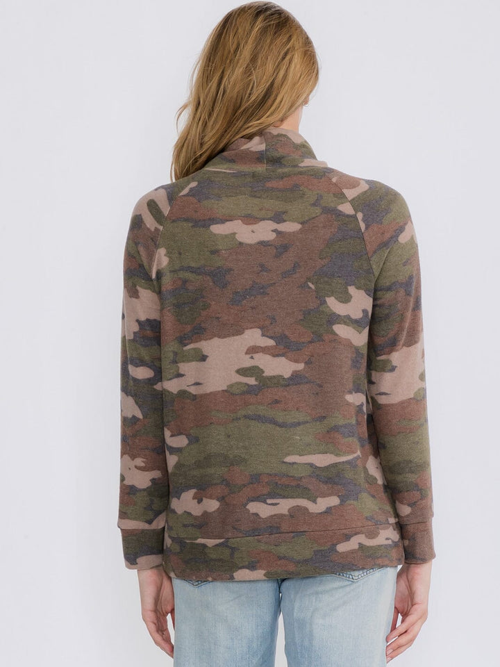 WOMEN'S LONG SLEEVE CAMO PRINT PULLOVER TURTLE NECK SWEATER