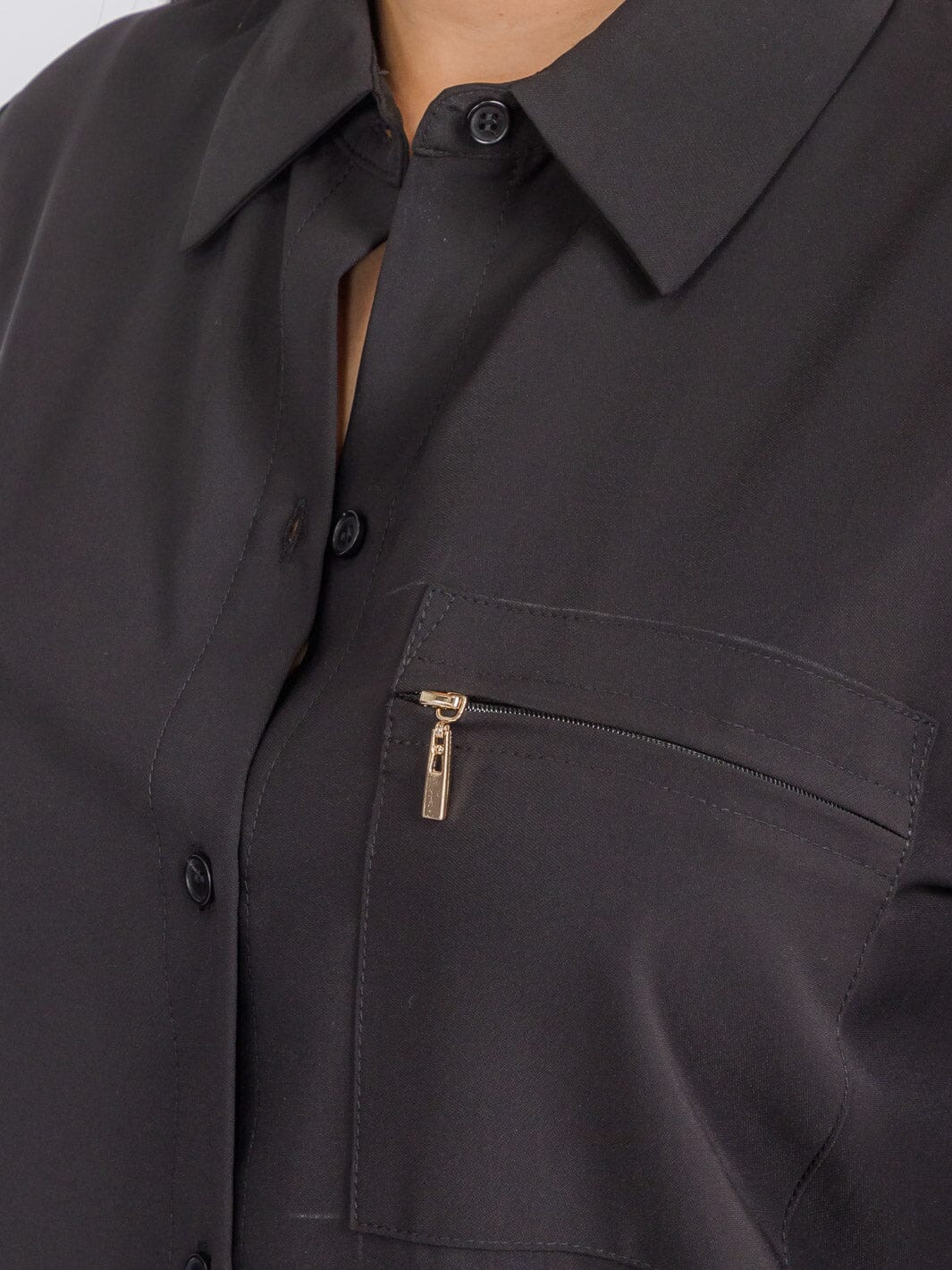 WOMEN'S LONG SLEEVE BUTTON UP FRONT POCKET BLOUSE