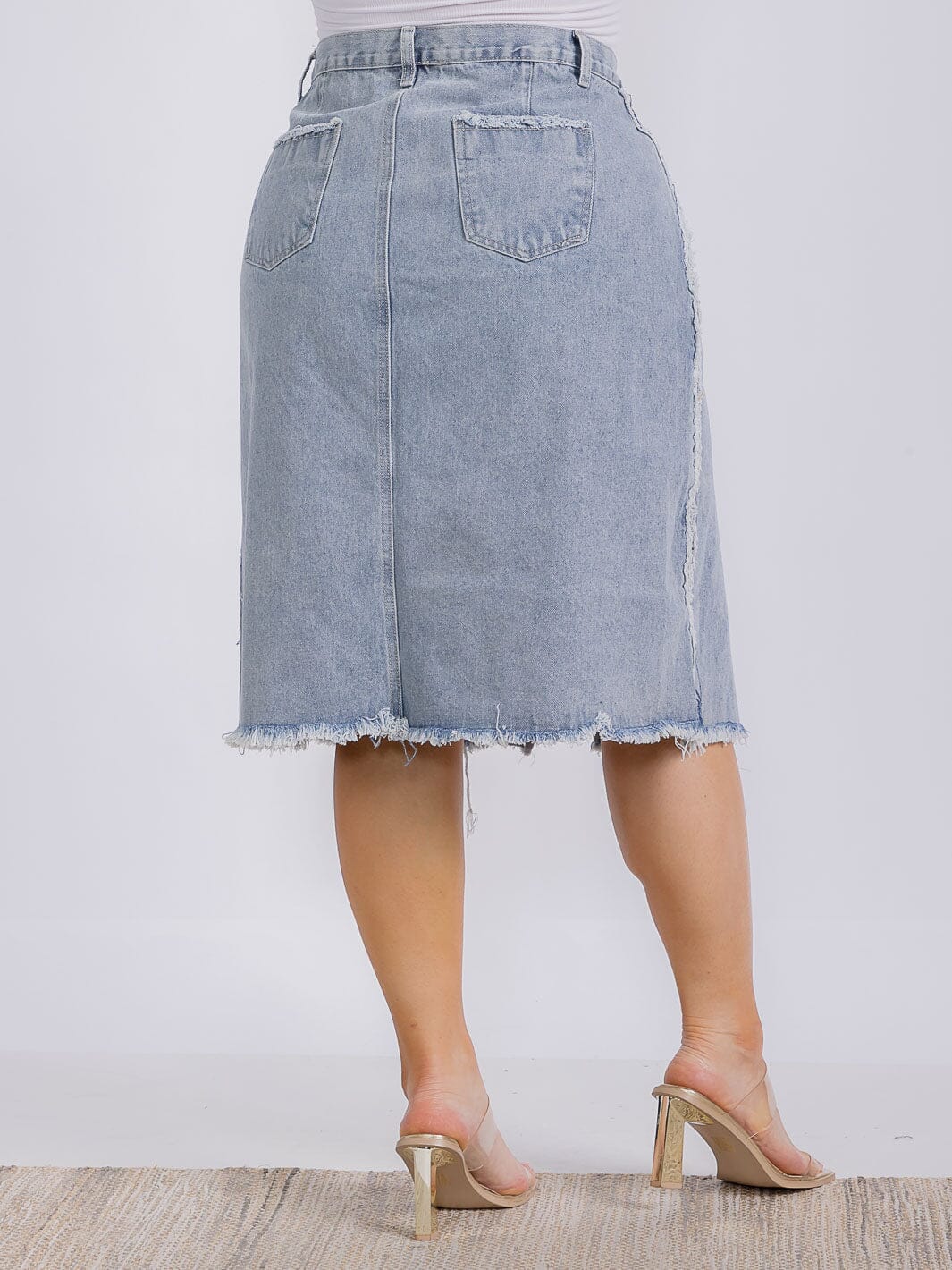 PLUS SIZE FRONT SLIT DENIM MIDI SKIRT