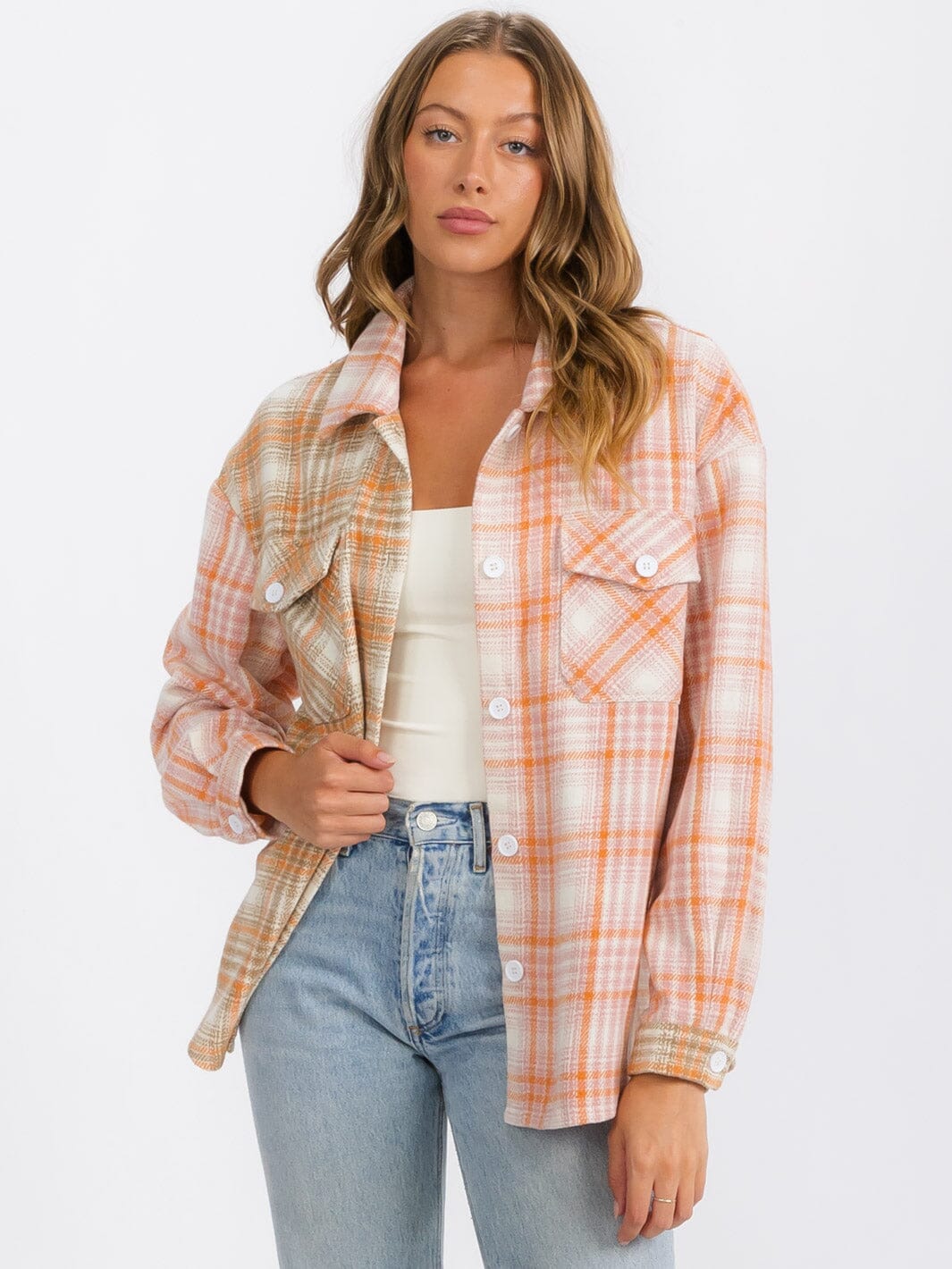 WOMEN'S LONG SLEEVE BUTTON UP FRONT POCKETS PLAID OVERSIZE SHIRT
