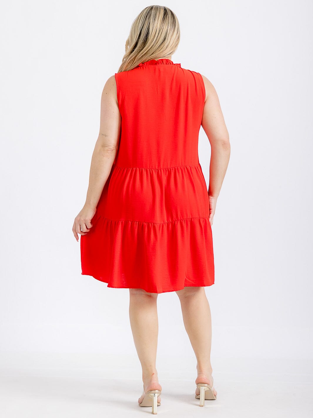 PLUS SIZE SLEEVELESS FRONT POCKETS TIERED TUNIC MINI DRESS