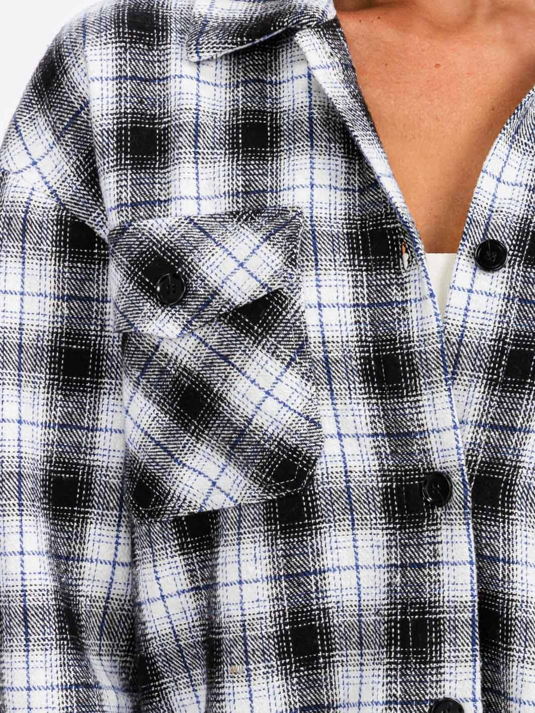 WOMEN'S LONG SLEEVE BUTTON UP FRONT POCKETS PLAID OVERSIZE SHIRT